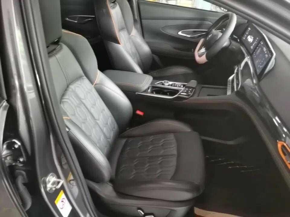 CHANGAN UNI-T 2022 1.5T Flagship Edition — миниатюра 19