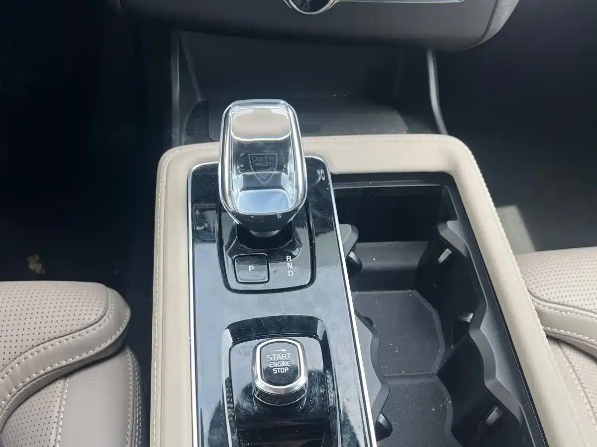 2025 Volvo XC90 Plug-in Hybrid Facelift T8 Luxury 7-Seater — миниатюра 14