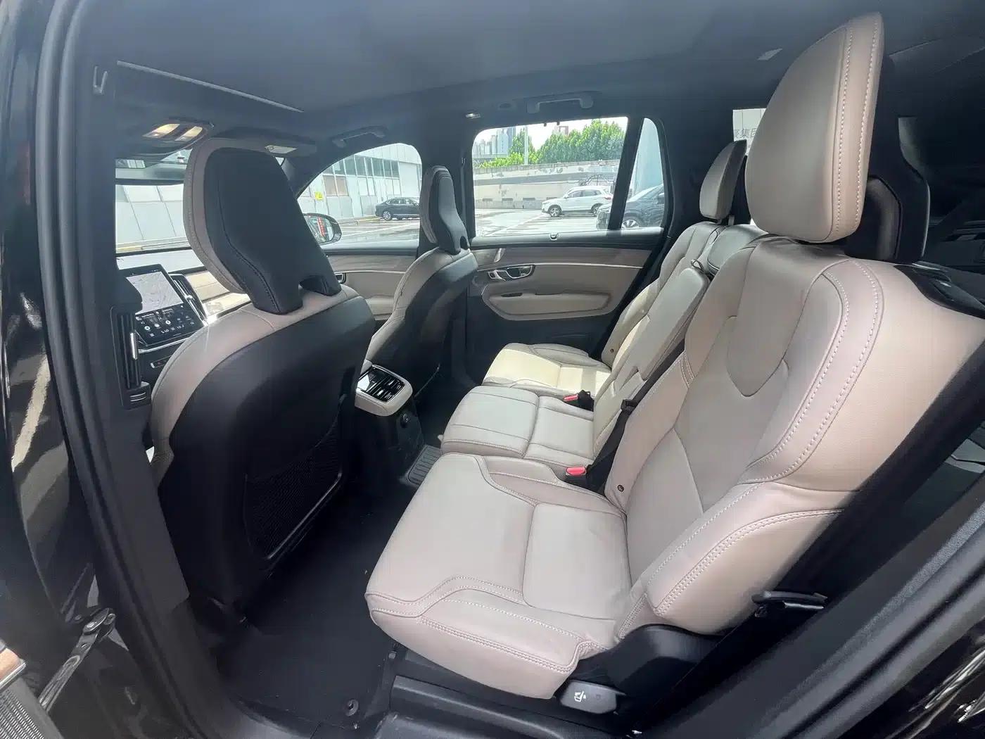 2025 Volvo XC90 Plug-in Hybrid Facelift T8 Luxury 7-Seater — миниатюра 10