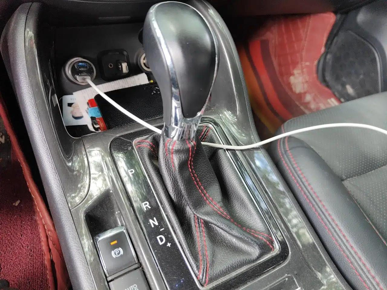 CHANGAN CS75 2017 Shangkui Edition 1.5T Automatic Fengxiang Model — миниатюра 14