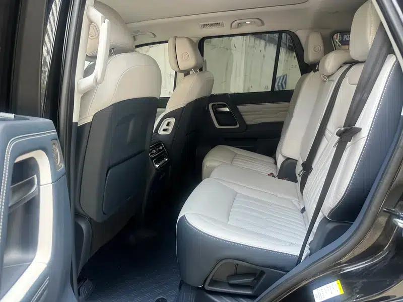 Beijing BJ60 2022 2.0T Automatic 7-seater (11th Edition) — миниатюра 14