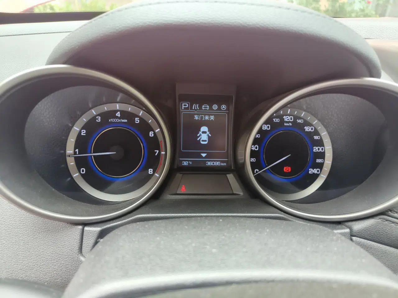 CHANGAN CS35 2017 1.6L Automatic Prestige Model — миниатюра 11