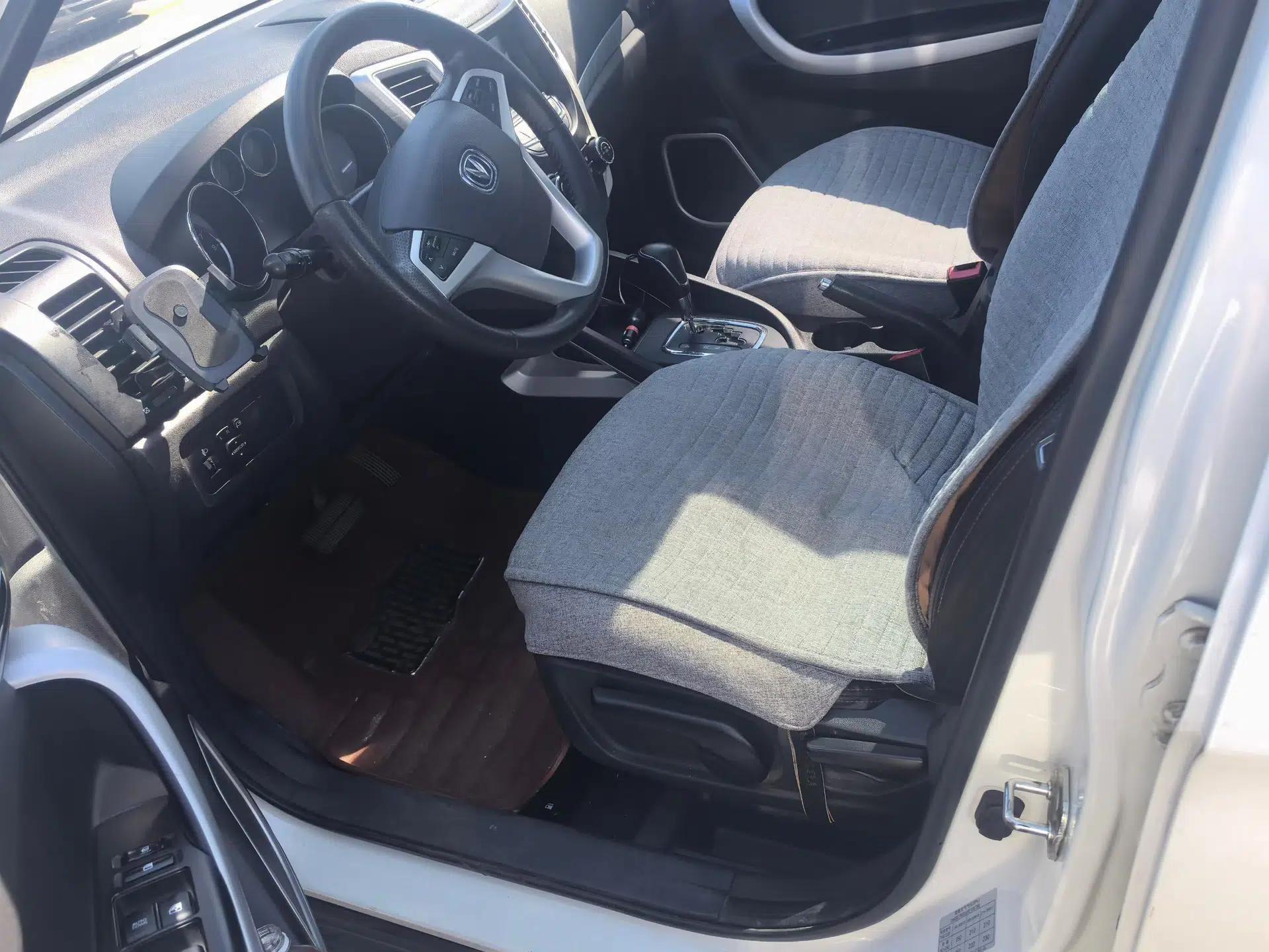 CHANGAN CS35 2015 1.6L Automatic Luxury Model China V Standard — миниатюра 18