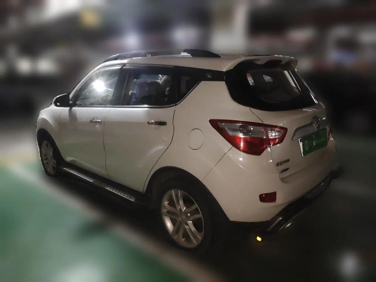 CHANGAN CS35 2015 1.6L Automatic Luxury Model China IV Standard — миниатюра 4