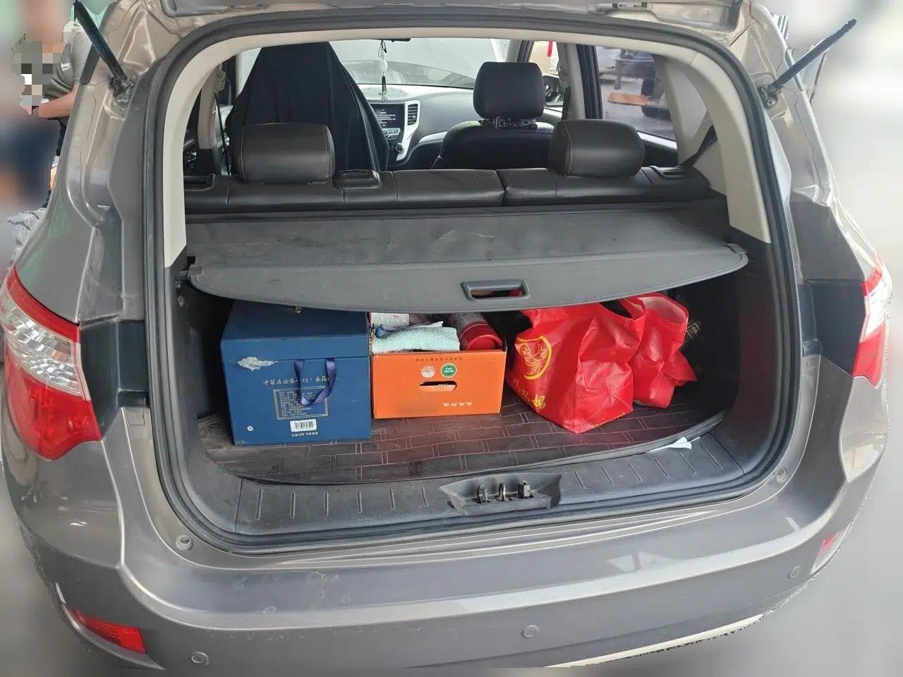 CHANGAN CS35 2016 1.6L Manual Luxury Model China IV Standard — миниатюра 19