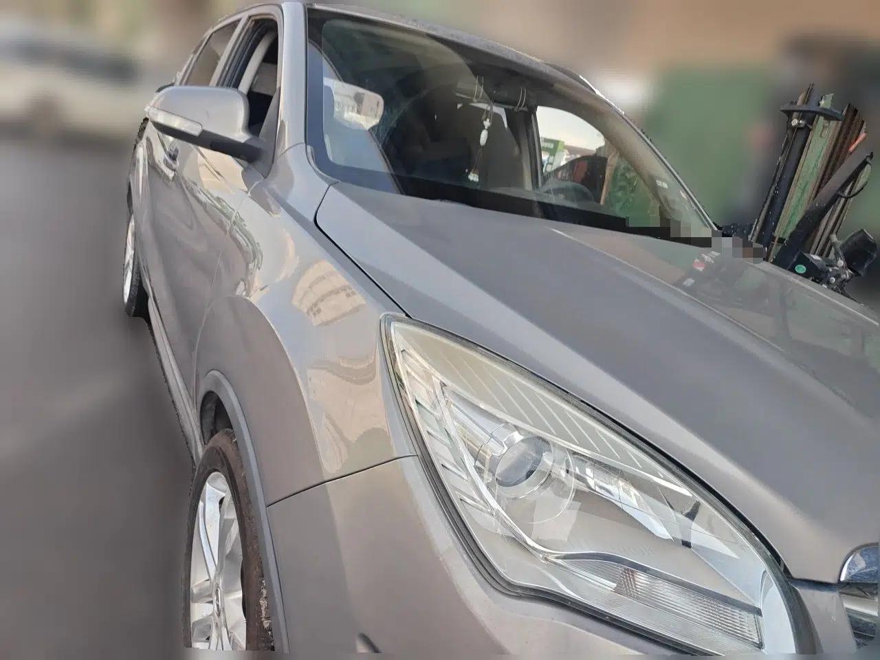 CHANGAN CS35 2016 1.6L Manual Luxury Model China IV Standard — миниатюра 3