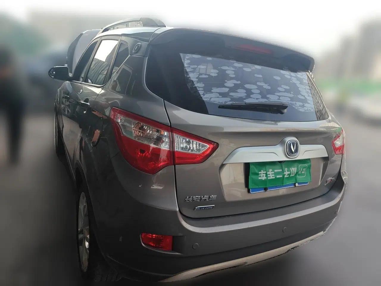 CHANGAN CS35 2016 1.6L Manual Luxury Model China IV Standard — миниатюра 4