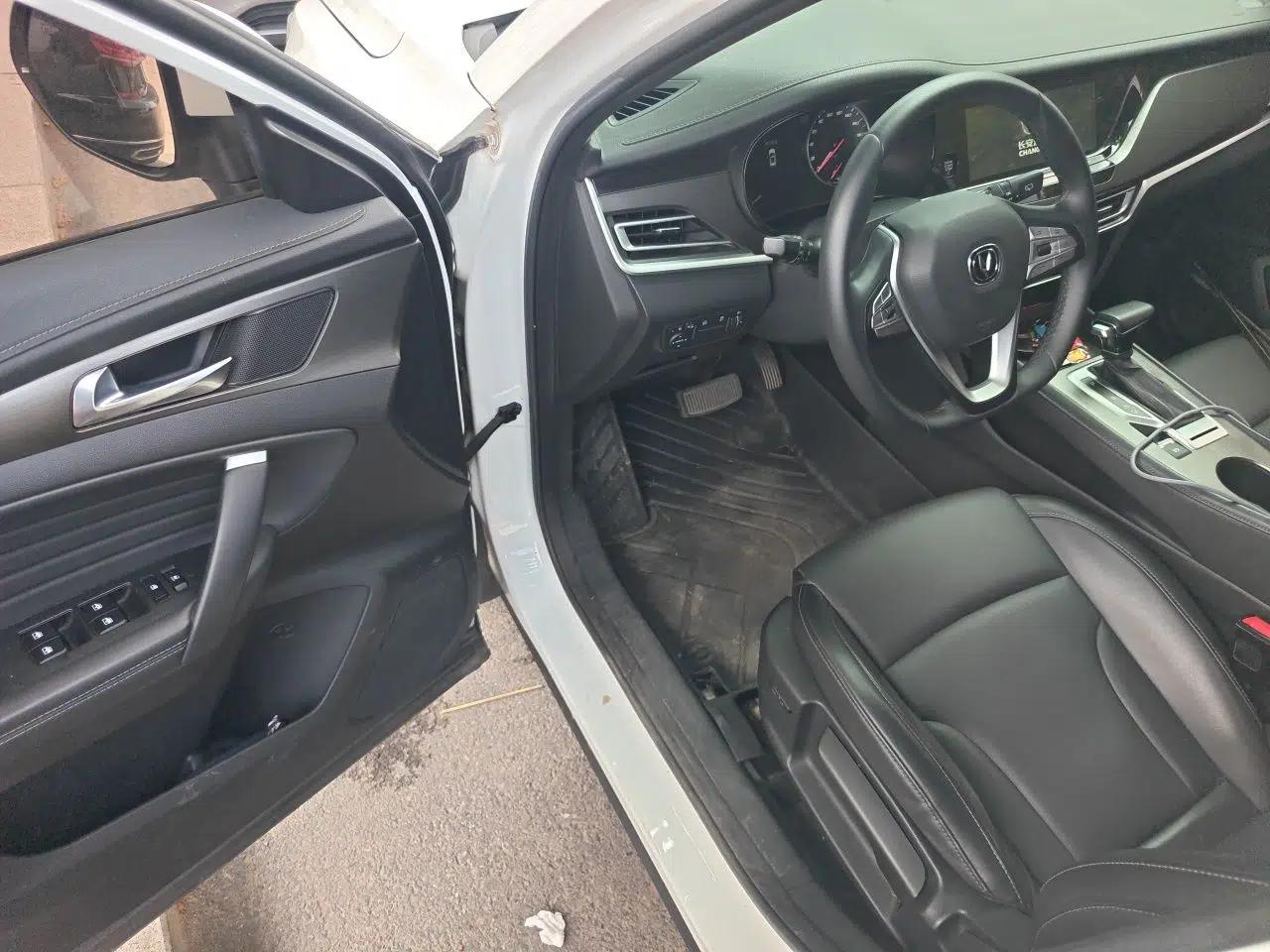 CHANGAN CS35PLUS 2019 1.4T DCT CoolLink Blue Whale Edition — миниатюра 16