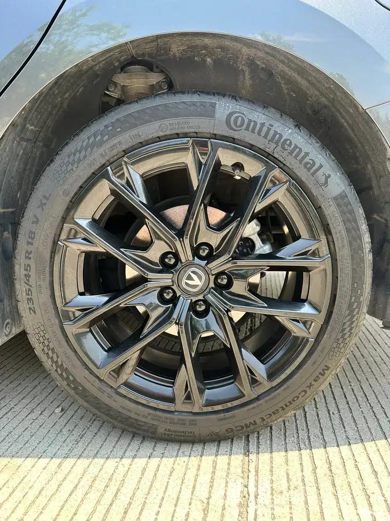 Changan UNI-V 2024 1.5T Premium Edition — миниатюра 11