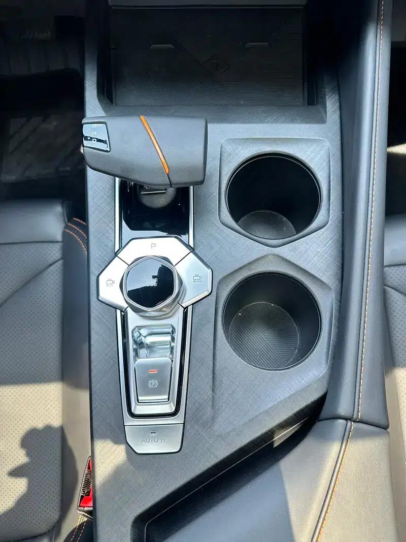 Changan UNI-V 2024 1.5T Premium Edition — миниатюра 15