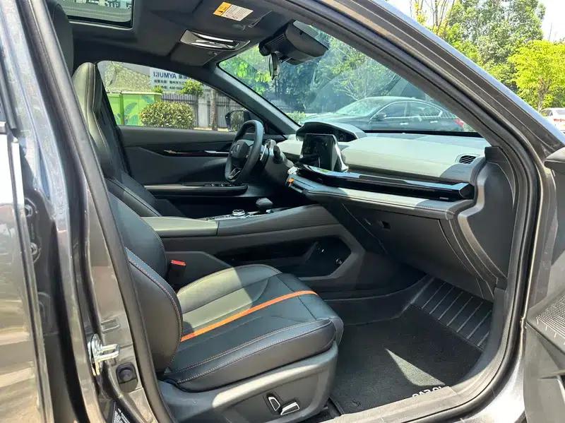 Changan UNI-V 2024 1.5T Premium Edition — миниатюра 29