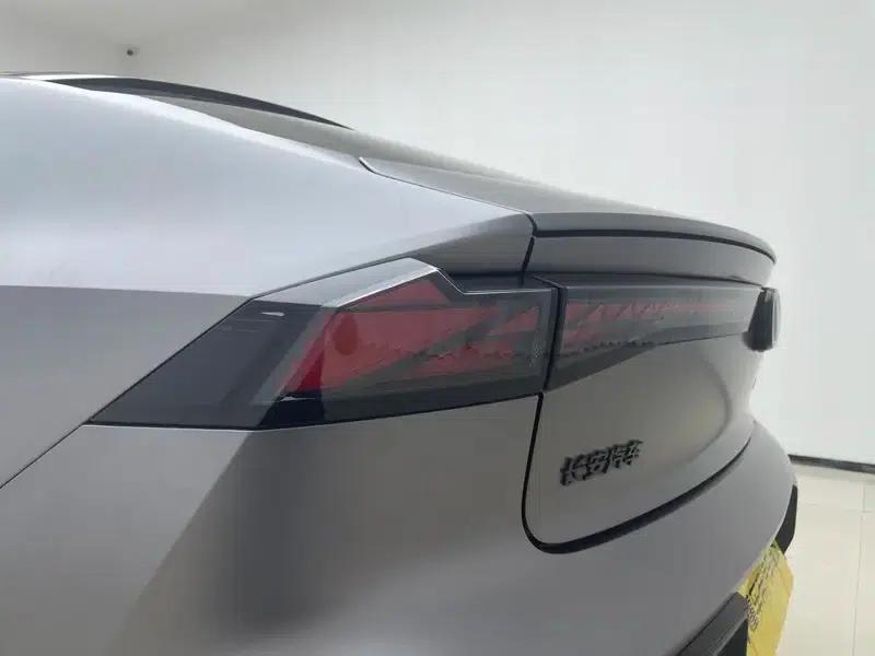 Changan UNI-V 2022 2.0T Leading Speed Edition — миниатюра 13
