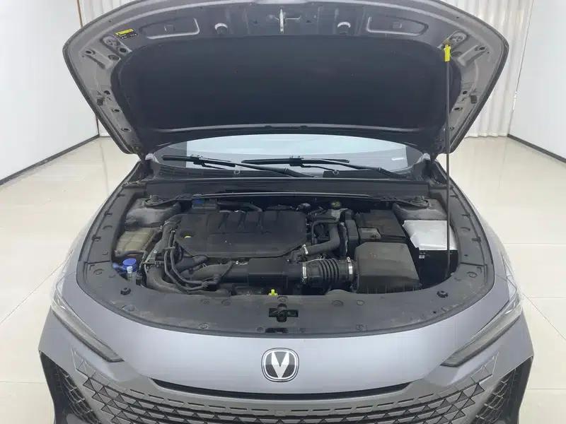 Changan UNI-V 2022 2.0T Leading Speed Edition — миниатюра 10