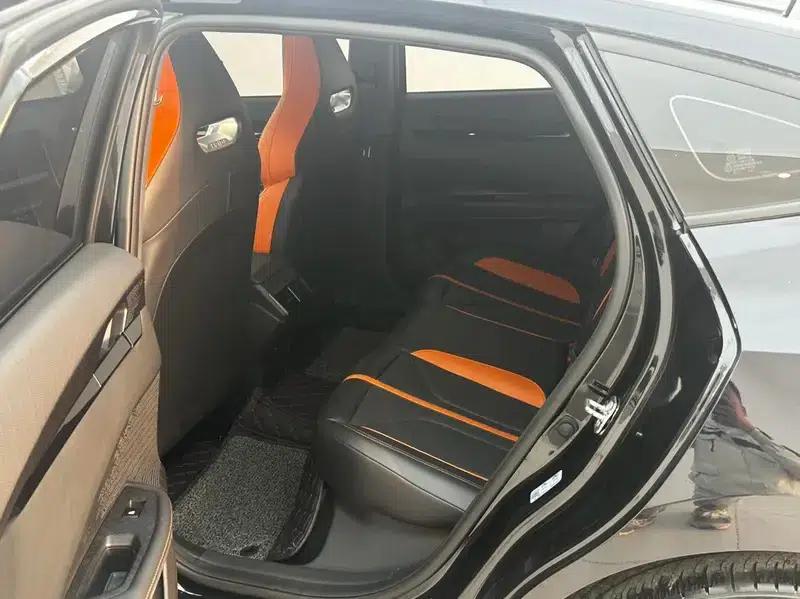 Changan UNI-V 2024 1.5T Premium Edition — миниатюра 28