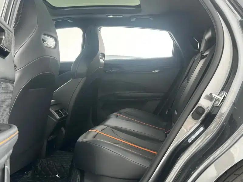 Changan UNI-V 2024 1.5T Premium Edition — миниатюра 20