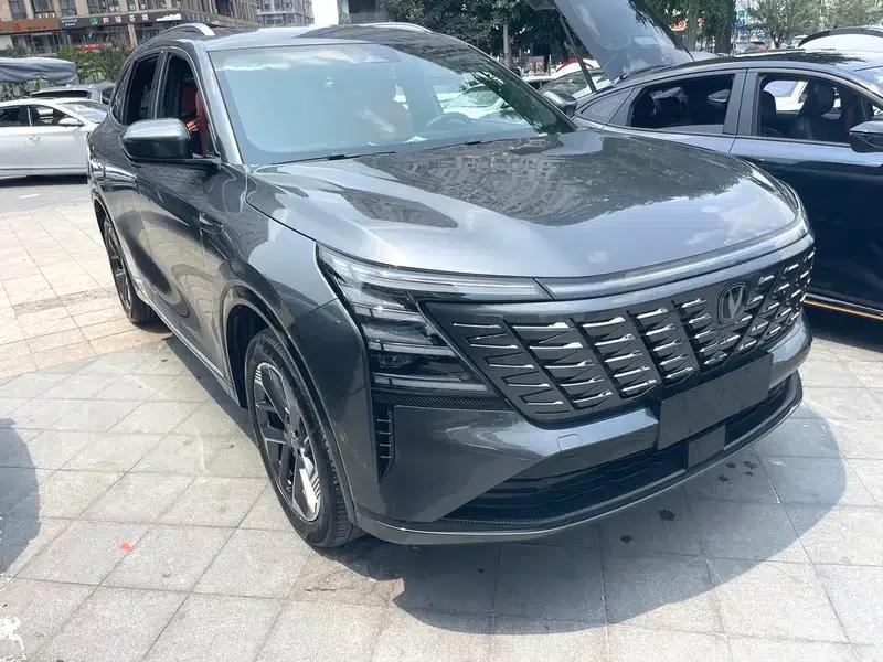 Changan CS75 PLUS 2025 Fourth Generation 1.5T New Blue Whale Smart Premium Edition — миниатюра 2