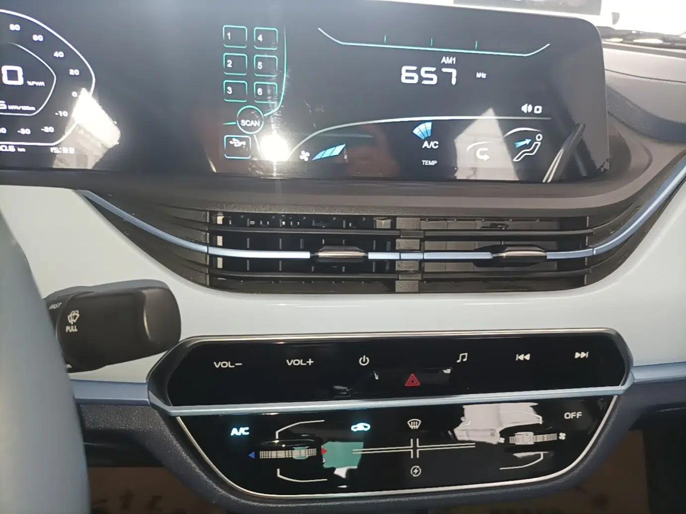 CHANGAN Benni E-Star 2023 Qingxin Edition Colorful Model Lithium-NMC — миниатюра 15