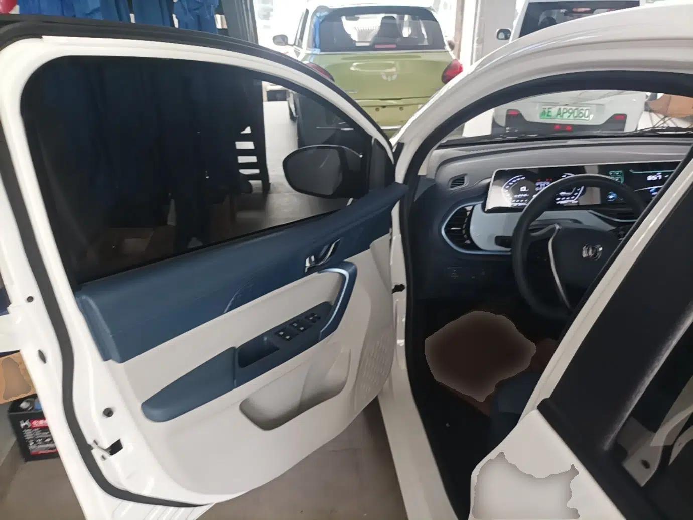 CHANGAN Benni E-Star 2023 Qingxin Edition Colorful Model Lithium-NMC — миниатюра 18