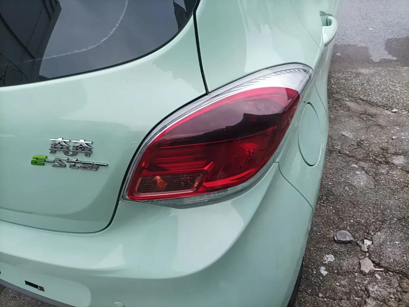CHANGAN Benni E-Star 2022 Charming Edition Colorful Model Lithium Iron Phosphate — миниатюра 9