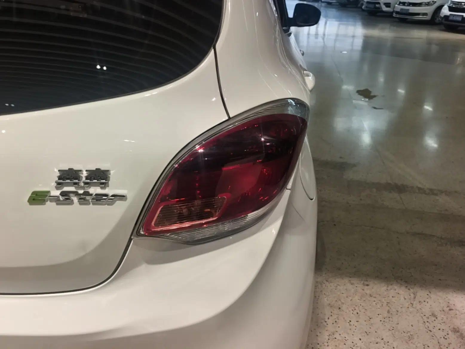 CHANGAN Benni E-Star 2022 National Edition Colorful Limited Edition (Fast-Charging Version) Lithium Iron Phosphate — миниатюра 9