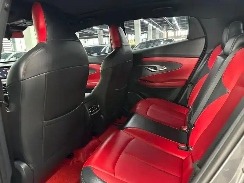 Changan UNI-T 2020 1.5T Flagship Edition — миниатюра 11