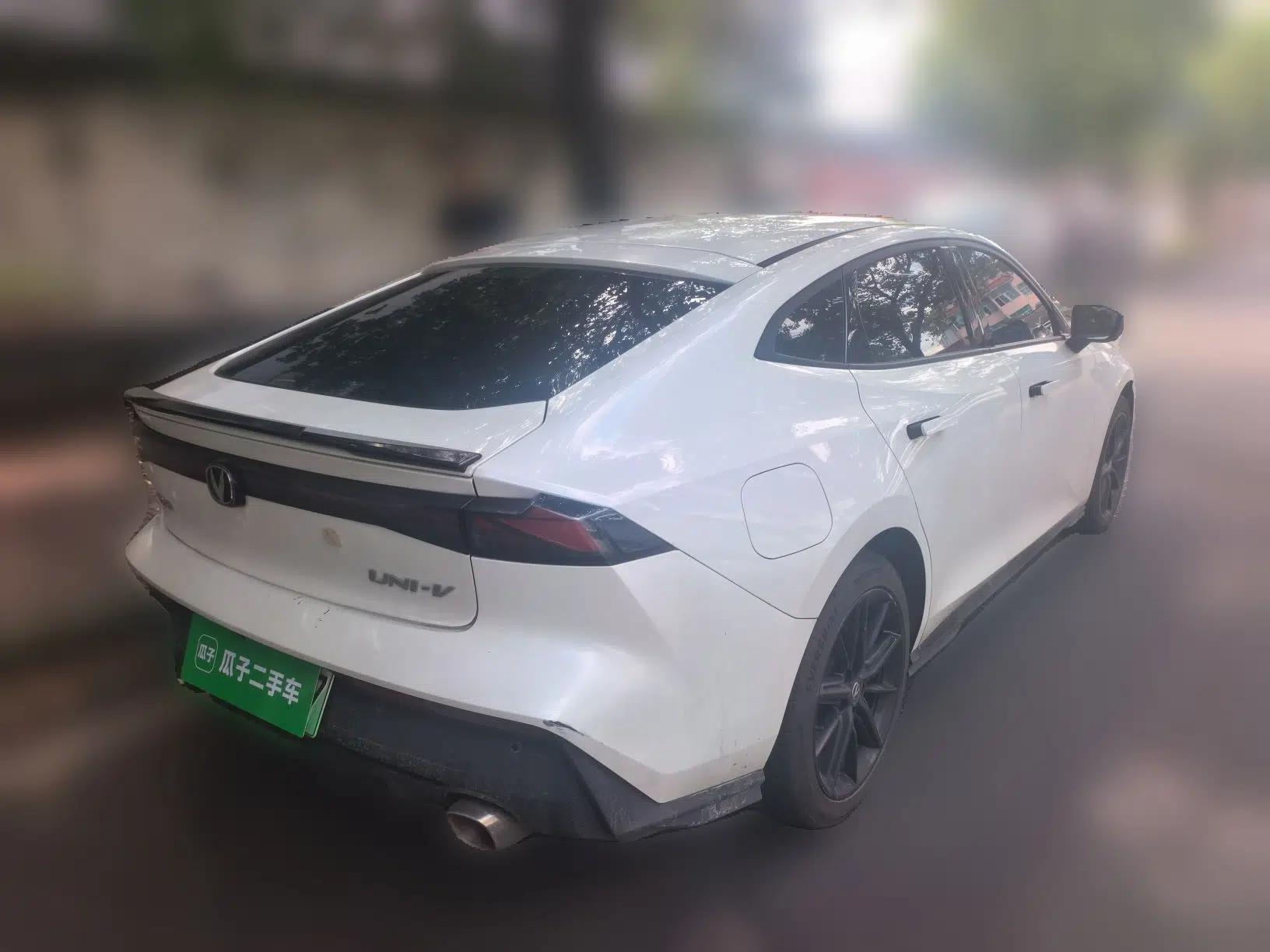 CHANGAN UNI-V iDD 2023 ZhiDian iDD 1.5T 113km Smart & Fun Version — миниатюра 6