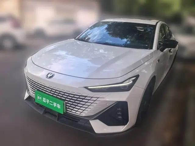 CHANGAN UNI-V iDD 2023 ZhiDian iDD 1.5T 113km Smart & Fun Version