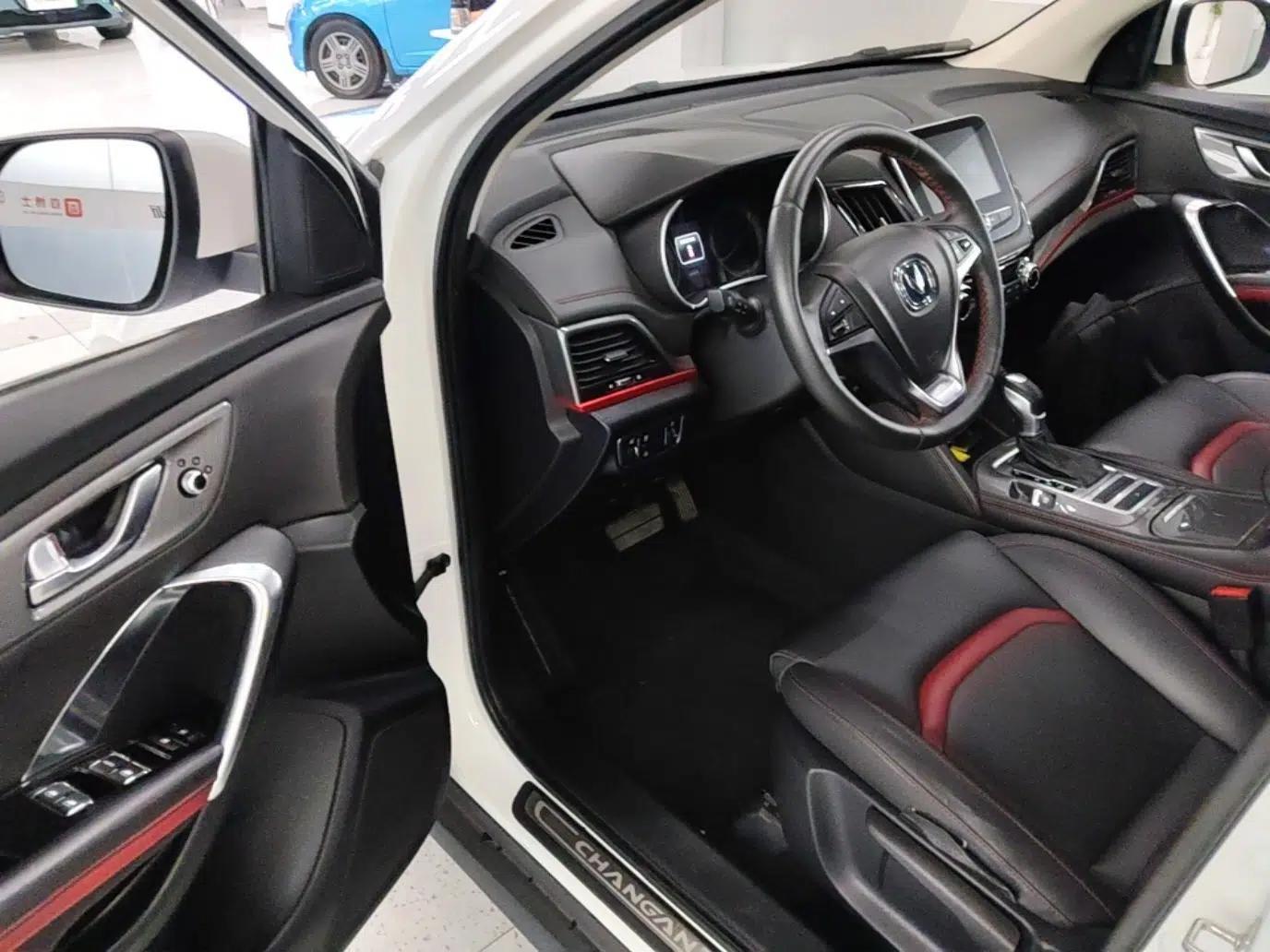 CHANGAN CS55 2017 1.5T Automatic Colorful Edition — миниатюра 18