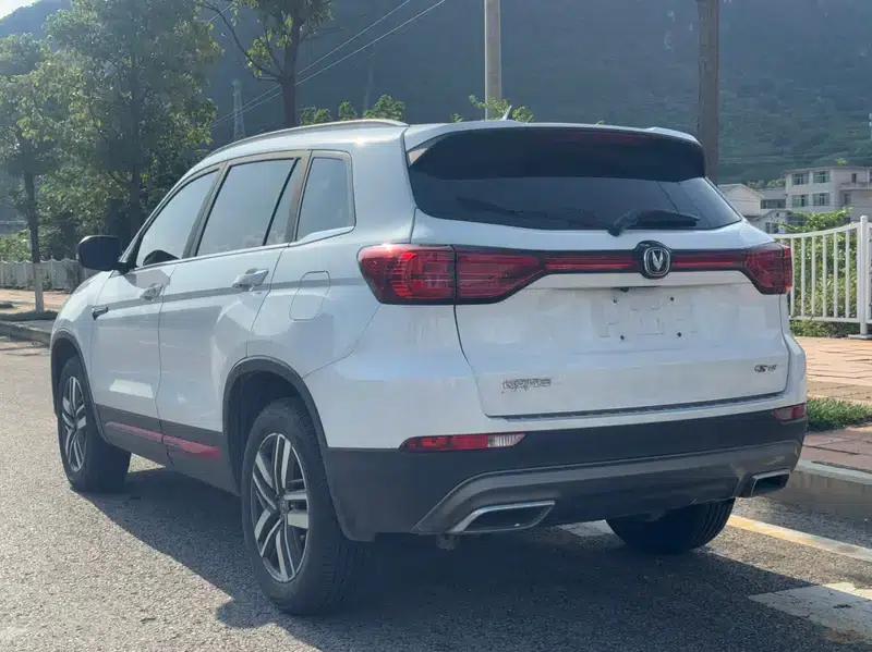 Changan CS75 2022 Blue Whale Edition 1.5T DCT Premium — миниатюра 4