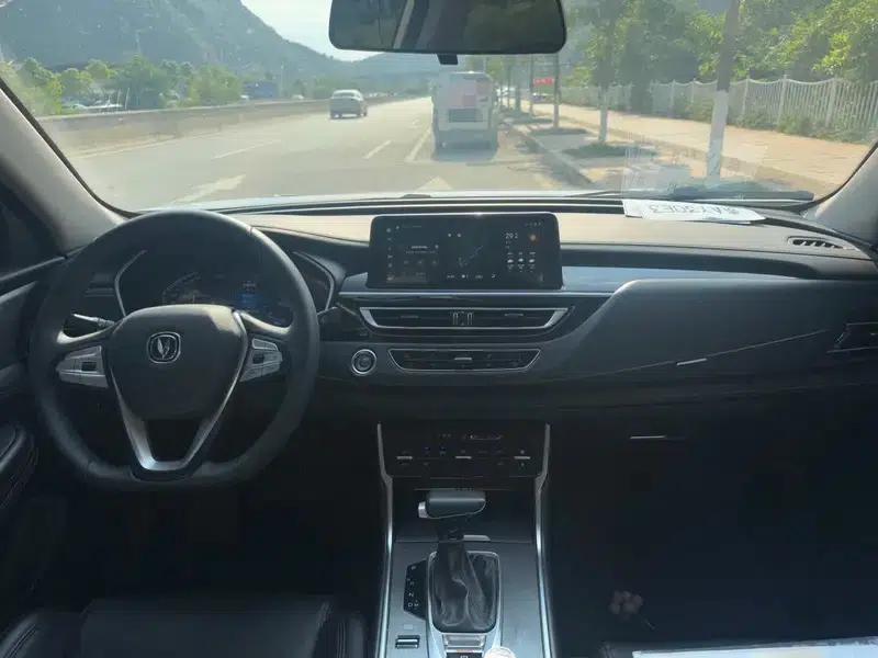 Changan CS75 2022 Blue Whale Edition 1.5T DCT Premium — миниатюра 7
