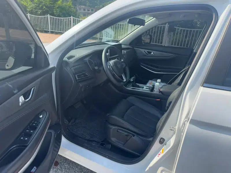 Changan CS75 2022 Blue Whale Edition 1.5T DCT Premium — миниатюра 8