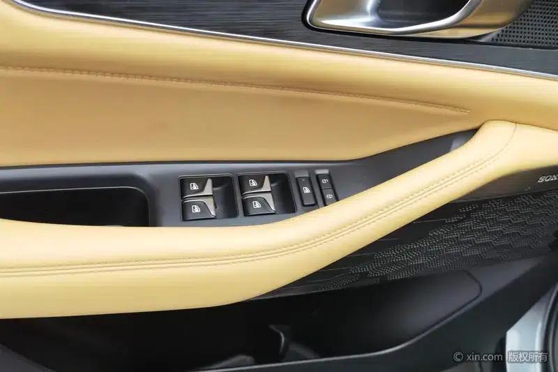 Changan UNI-K 2021 2.0T Premium Edition — миниатюра 23