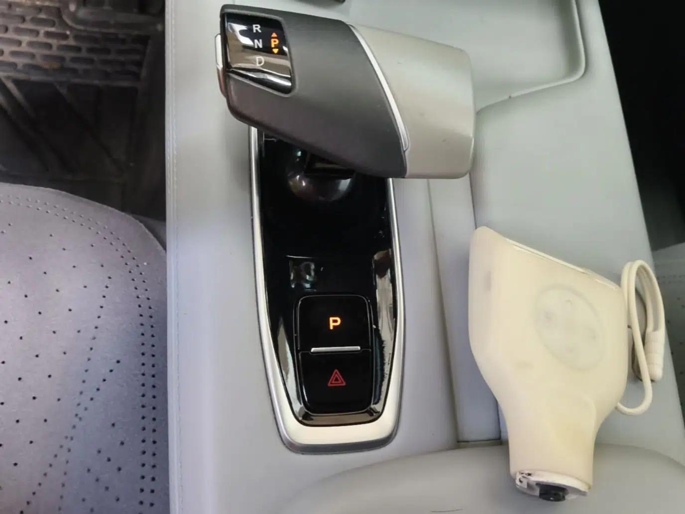 CHANGAN UNI-Z New Energy 2024 Blue Whale Smart Electric iDD 125km Beyond Edition — миниатюра 16