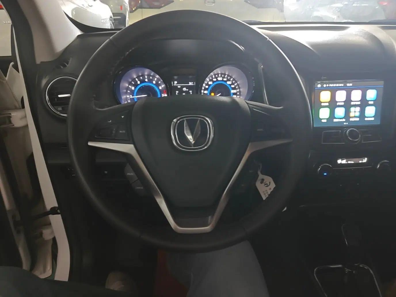 CHANGAN CS15 2016 1.5L Automatic Luxury Edition — миниатюра 13