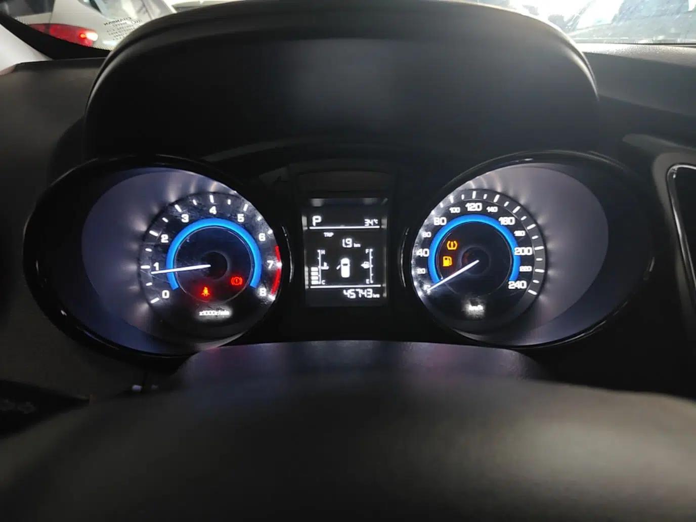 CHANGAN CS15 2016 1.5L Automatic Luxury Edition — миниатюра 14