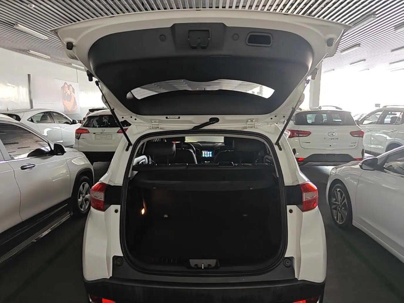 CHANGAN CS15 2016 1.5L Automatic Luxury Edition — миниатюра 22