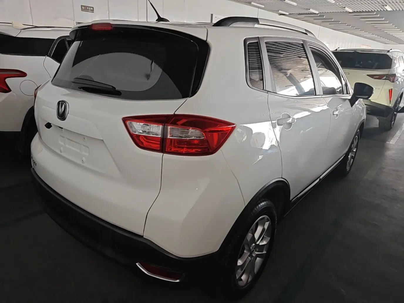 CHANGAN CS15 2016 1.5L Automatic Luxury Edition — миниатюра 6