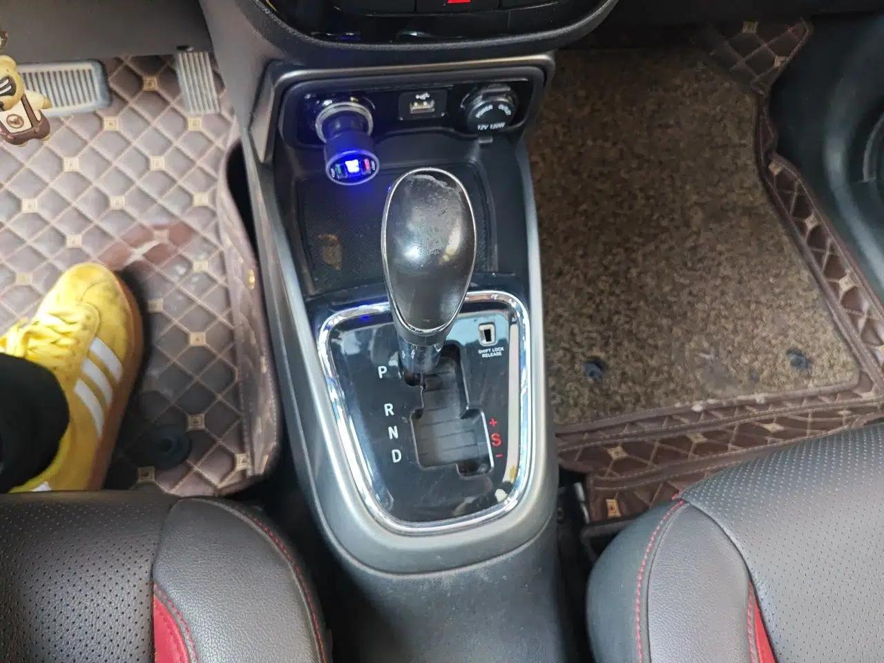 CHANGAN CS15 2016 1.5L Automatic Fashion Edition — миниатюра 14