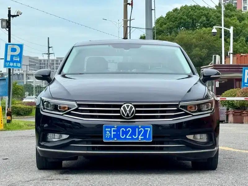 2020 Volkswagen Passat 330TSI DSG Premium — миниатюра 2