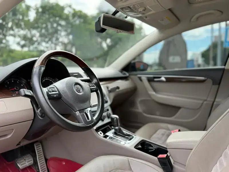 2015 Volkswagen Passat 2.0TSI Luxury — миниатюра 11