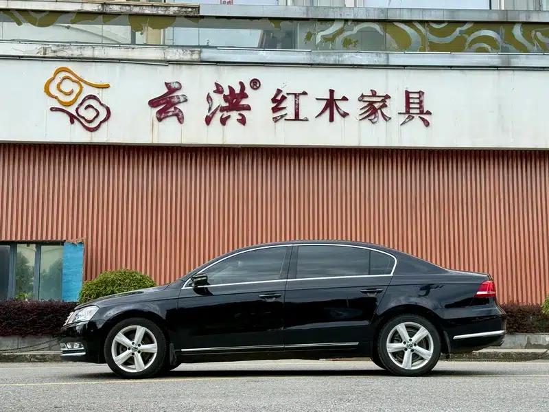 2015 Volkswagen Passat 2.0TSI Luxury — миниатюра 4