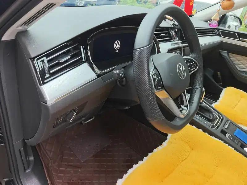 2024 Volkswagen Magotan 330TSI DSG Luxury Edition (2 Million Units Limited Edition) — миниатюра 13