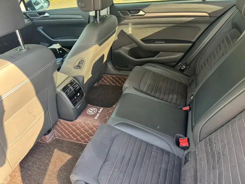 Volkswagen Passat 2021 330TSI DSG 30th Anniversary Edition — миниатюра 9