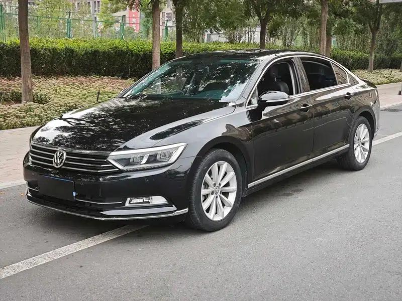 2019 Volkswagen Magotan 330TSI DSG Leading Edition (China VI Emission Standard) — миниатюра 1