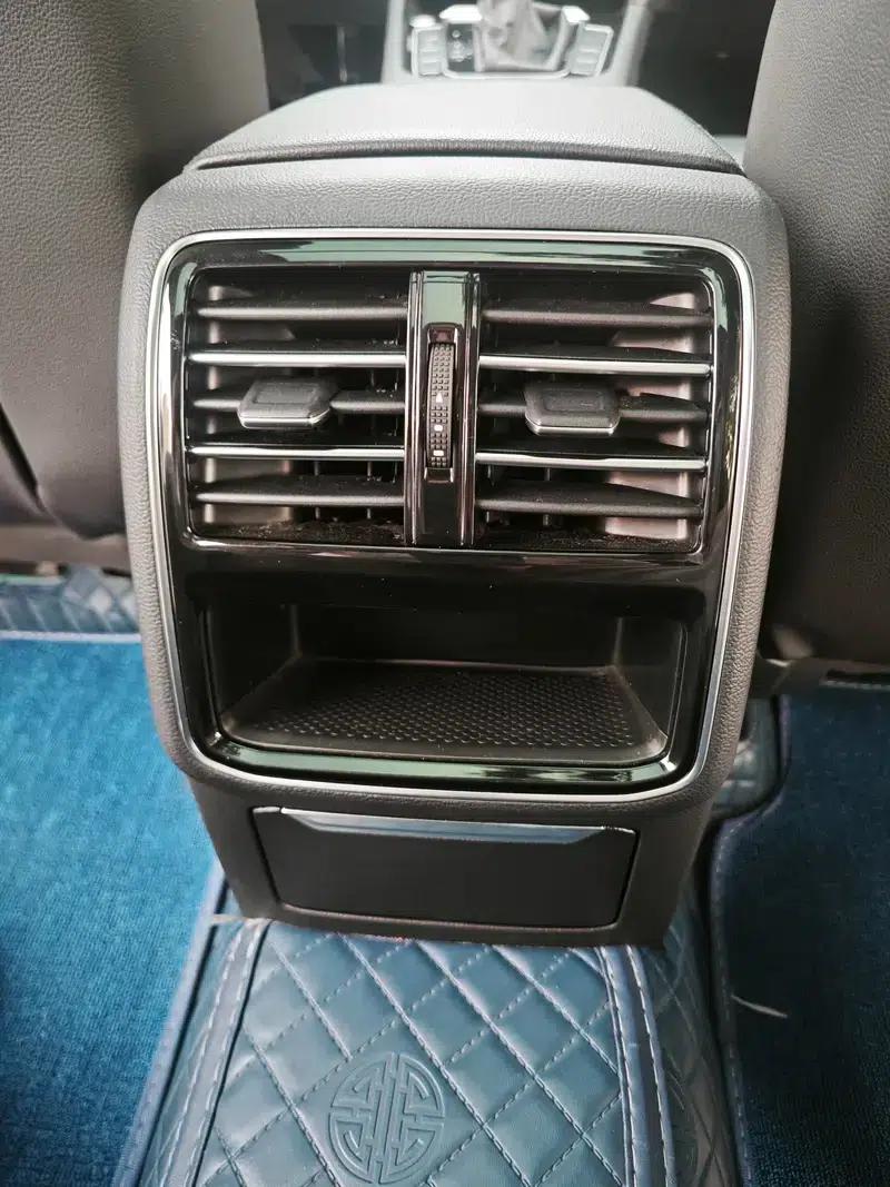 2019 Volkswagen Magotan 330TSI DSG Leading Edition (China VI Emission Standard) — миниатюра 18