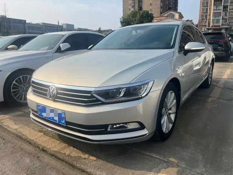 2019 Volkswagen Magotan 330TSI DSG Leading Edition (China VI Emission Standard) — миниатюра 1
