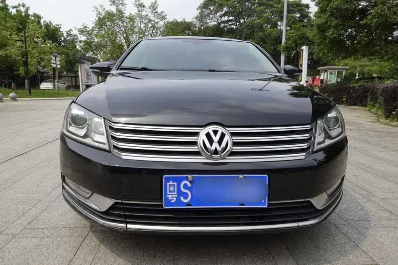 2013 Volkswagen Passat 1.8TSI Premium — миниатюра 2