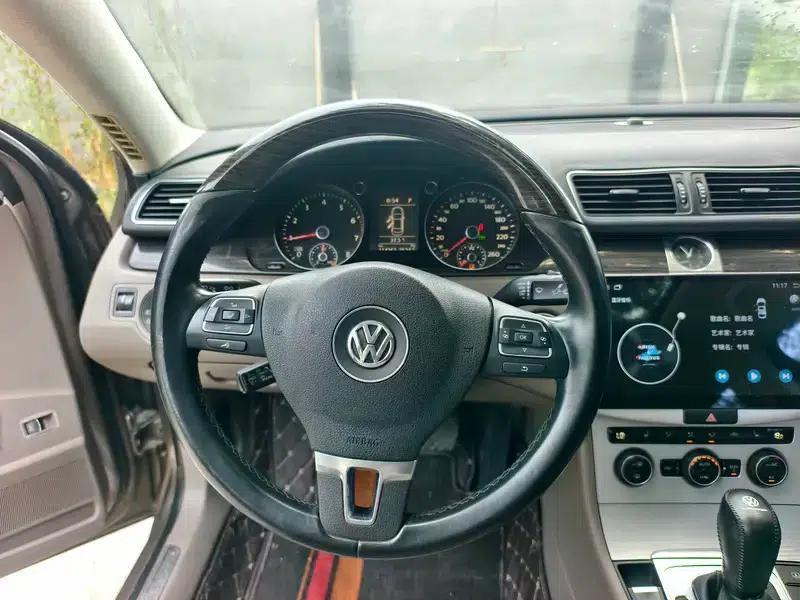 2012 Volkswagen Passat 2.0TSI Premium — миниатюра 9