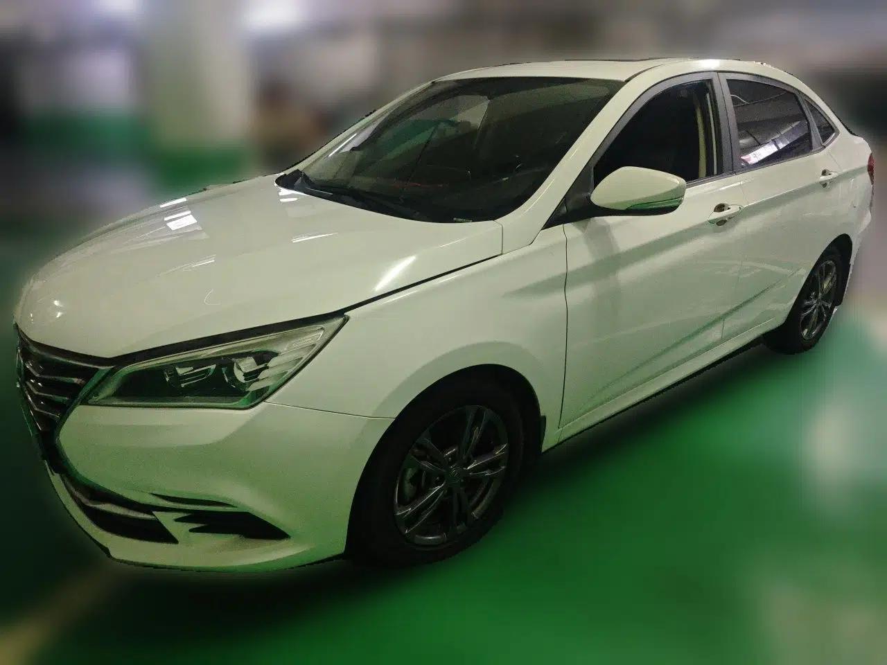 CHANGAN Eado DT 2019 1.6L Manual Comfort Model China VI Standard — миниатюра 1