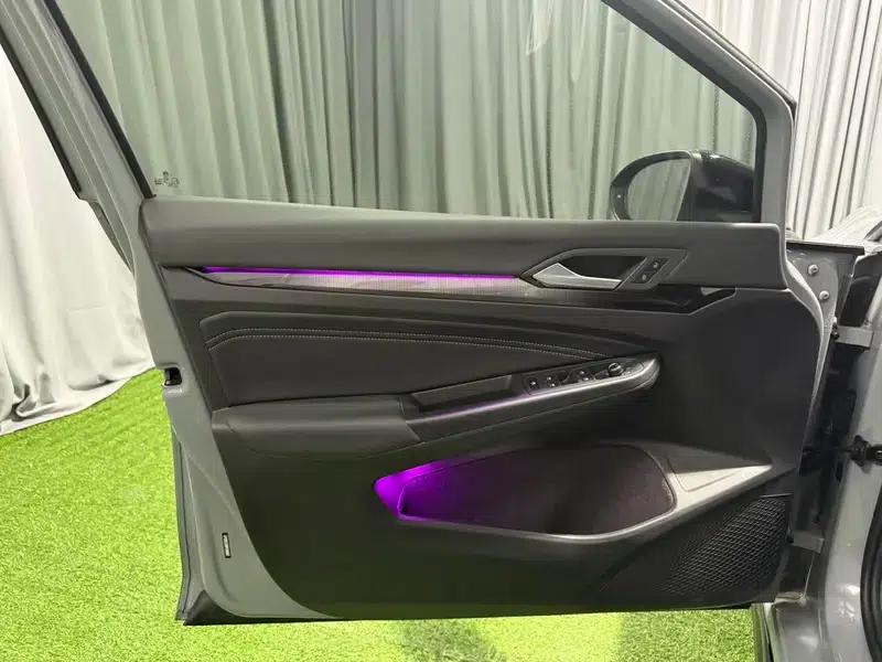 2021 Golf 280TSI DSG R-Line — миниатюра 18